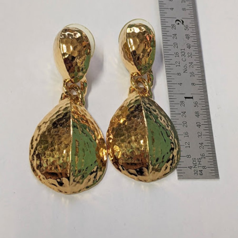 Vintage Avon Hammered Metal Modernist Earrings